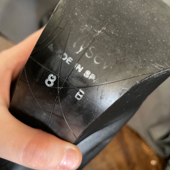 Black Leather Platform Boots - Picture 5 of 5